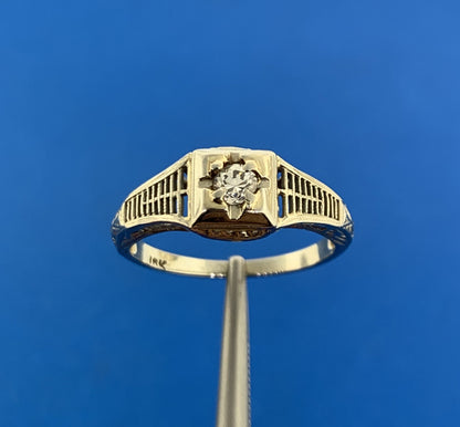 Estate 18K White Yellow Gold Diamond Solitaire Art Deco Engagement Size 6 Ring
