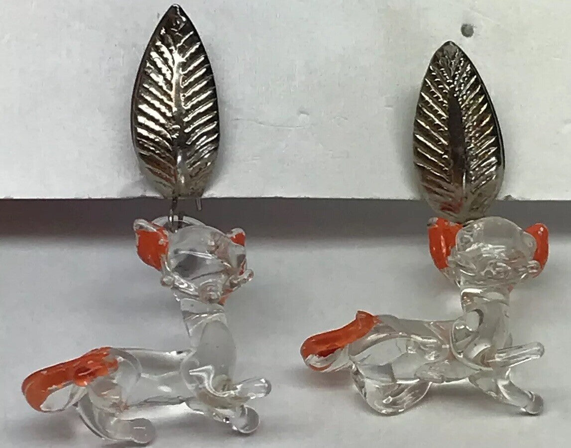 Retro Funky Silver Tone Lucite Bubble Sitting Cat Figurine Drop Dangle Earrings