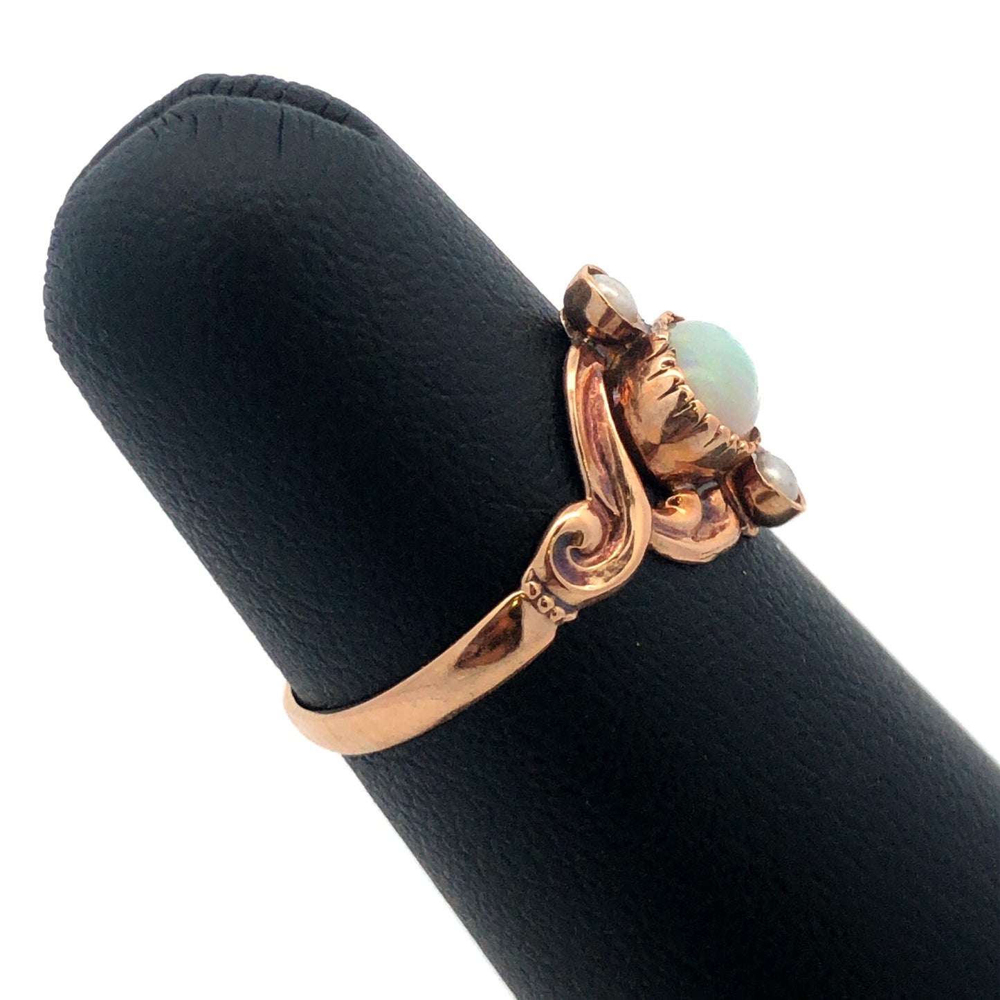 Vintage Estate 10k Yellow Gold White Opal Pearl Whimsical Wavy Ring Size 4.5