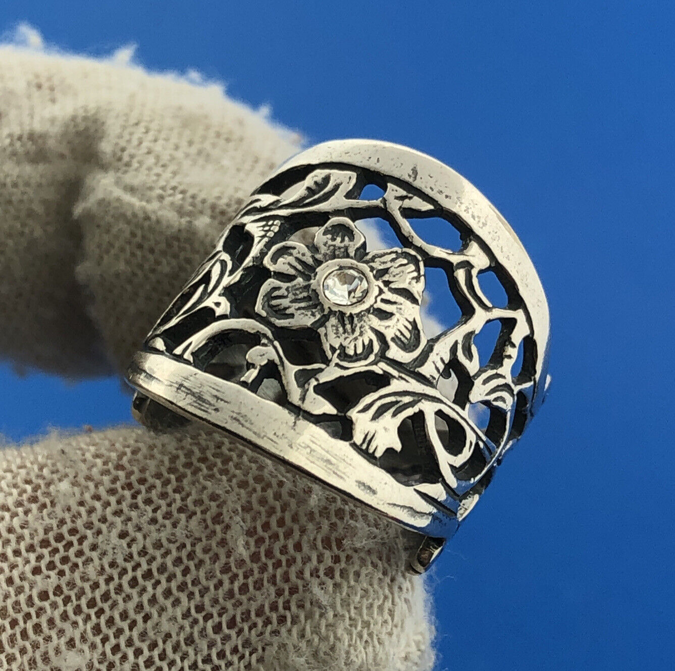 Stunning Sterling Silver 925 Sparkling CZ Openwork Floral Vine Ring Size 5.5