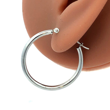 Designer NY 14K White Gold Simple Round Snap Back Hoop Earrings