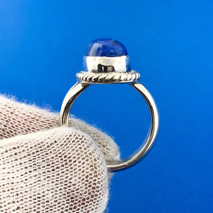 Vintage Estate Sterling Silver 925 Oval Shaped Lapis Lazuli Finger Ring Size 6