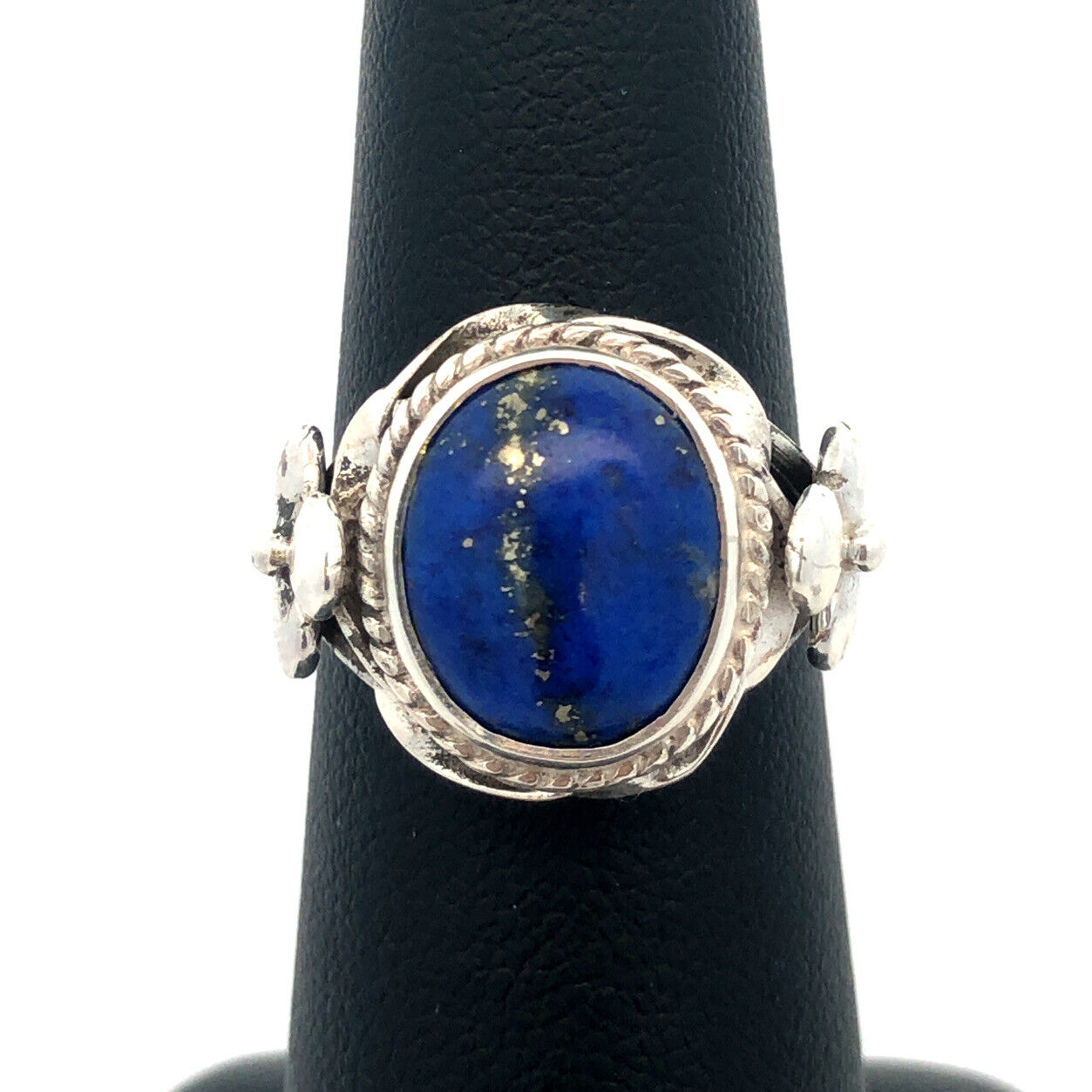Vintage 925 Sterling Silver Oval Blue Lapis Lazuli Clover Textured Dome Ring