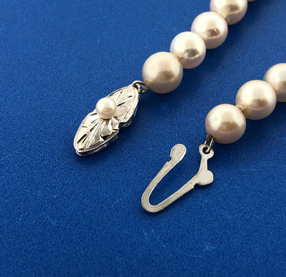Vintage Silver Hand Knotted 6.5 mm Pearl Bridal Communion Evening Necklace