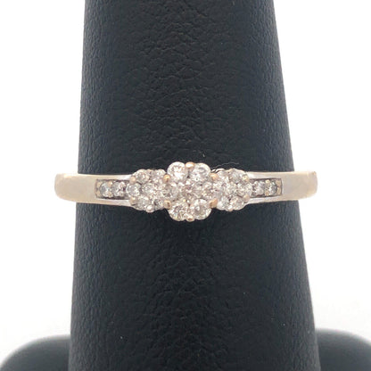 Designer 10k White Gold Round Cut Diamond Promise Cluster Engagement Ring Size 7