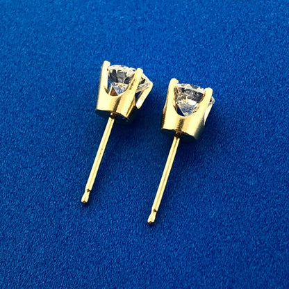 Classic 14K Yellow Gold Diamond Solitaire Pierced Stud Earrings