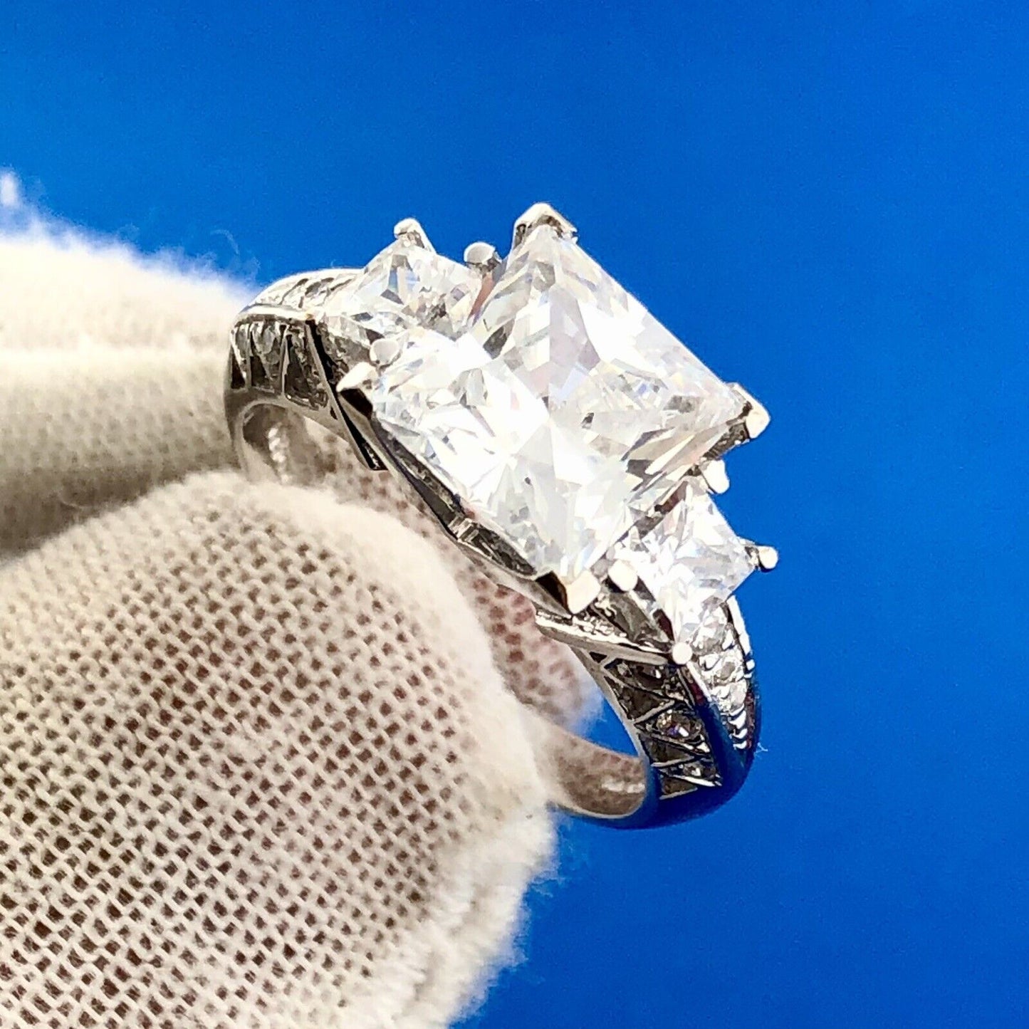 Sparkling 14K White Gold Princess Cut Cubic Zirconia Statement Engagement Ring