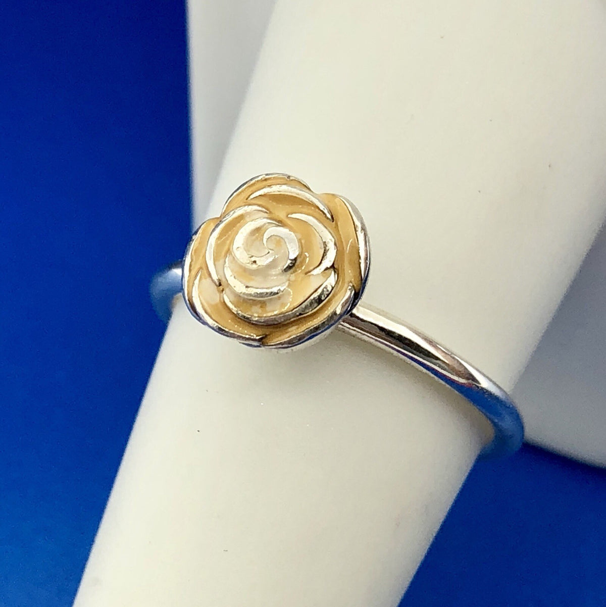 Pandora ALE Sterling Silver 925 Gold Cream Enamel Blooming Rose Flower Ring