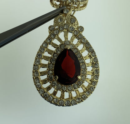 Designer FY Gold Tone Red Green Glass Crystal Rhinestone Pendant Earrings Set