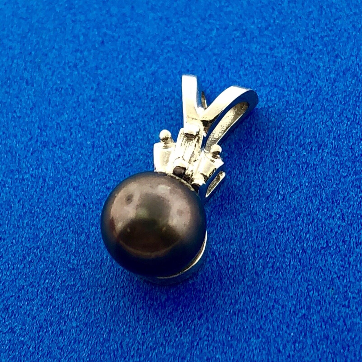 Designer 14K White Gold Black Pearl Diamond Charm Pendant
