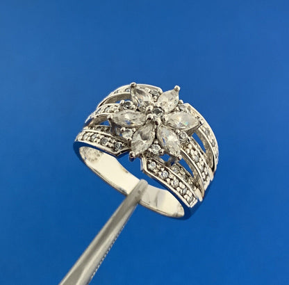 Designer 925 Sterling Silver Cubic Zirconia Floral Cluster Statement Band Ring