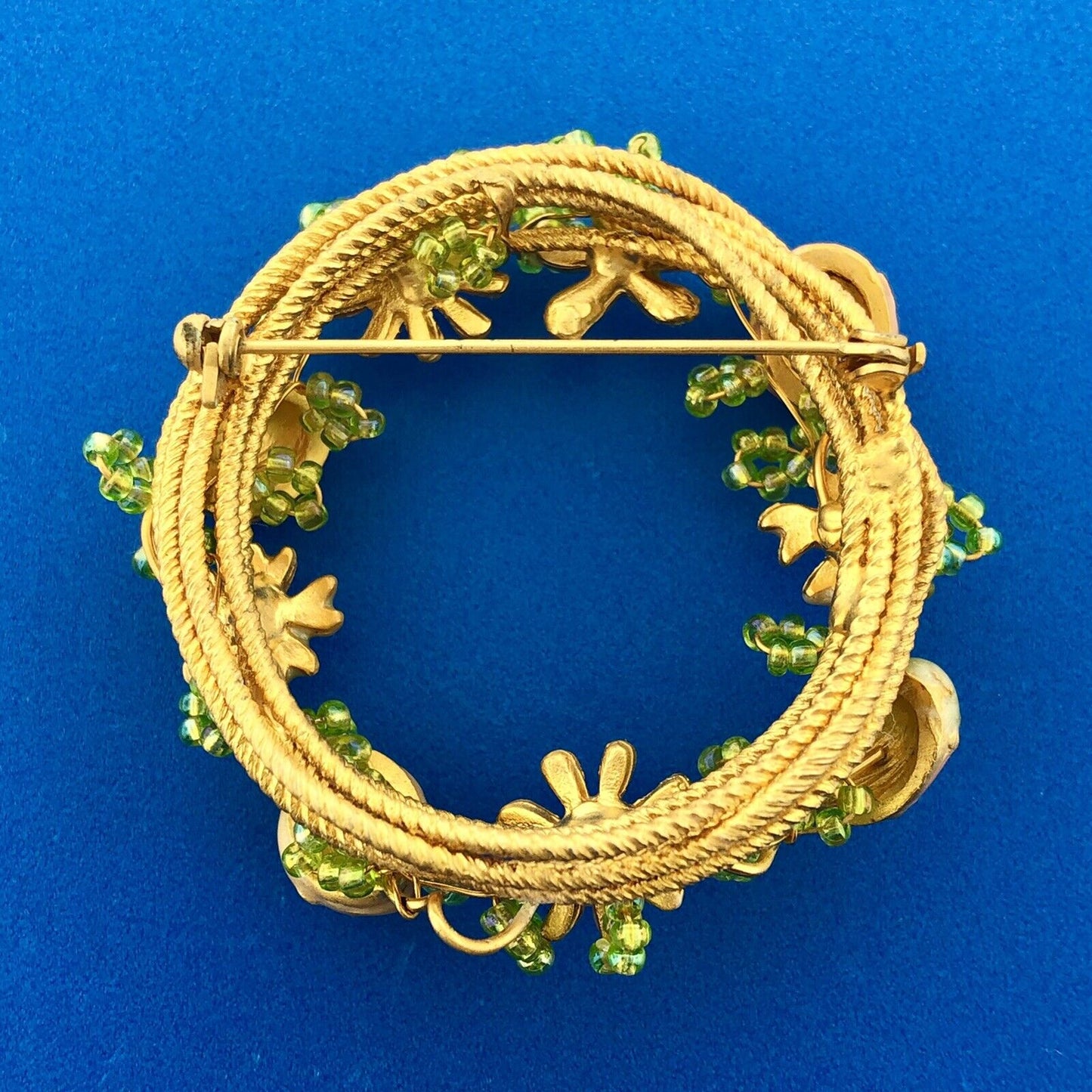 Gorgeous Gold Toned Rhinestone Glass Spring Easter Floral Wreath Pin Brooch