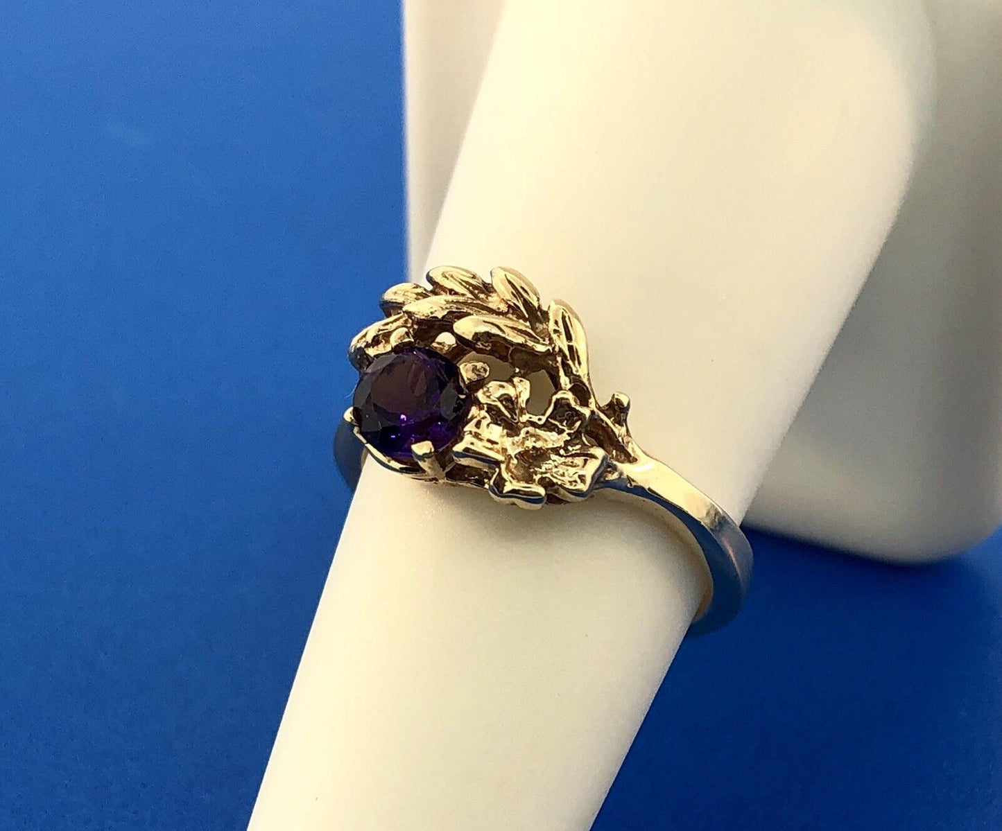 Art Deco 14K Yellow Gold Amethyst Floral Leaf Grecian February Anniversary Ring