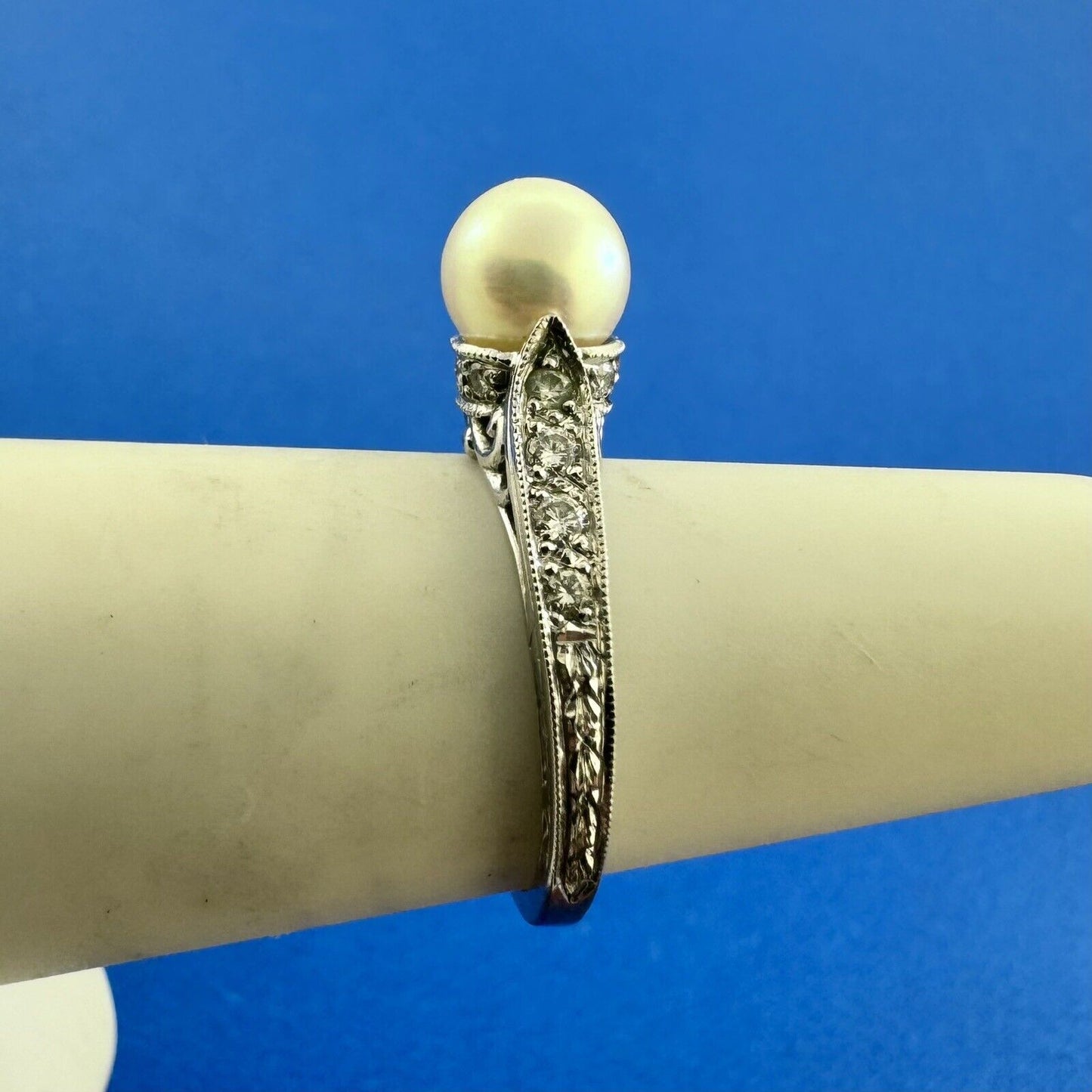 Vintage 14K White Gold Pearl Solitaire Diamond Accented Cocktail Ring