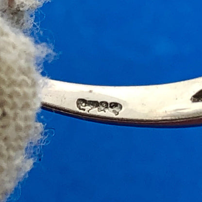 Modernist 925 Sterling Silver Oval Amber Cabochon Ring