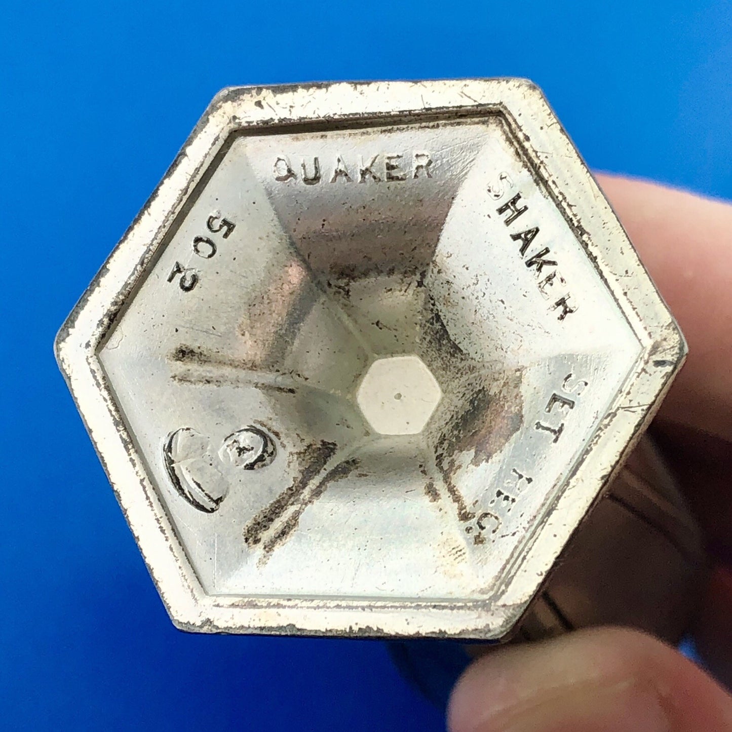 Vtg Quaker Silver Company Etched Silver Tone Salt Pepper Shakers In Original Box
