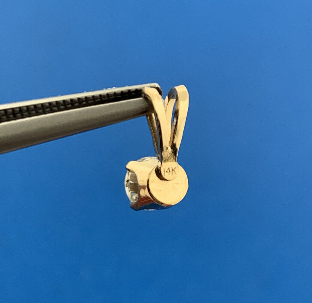 Gorgeous 14k Yellow Gold Round Cut White Diamond Solitaire Pendant