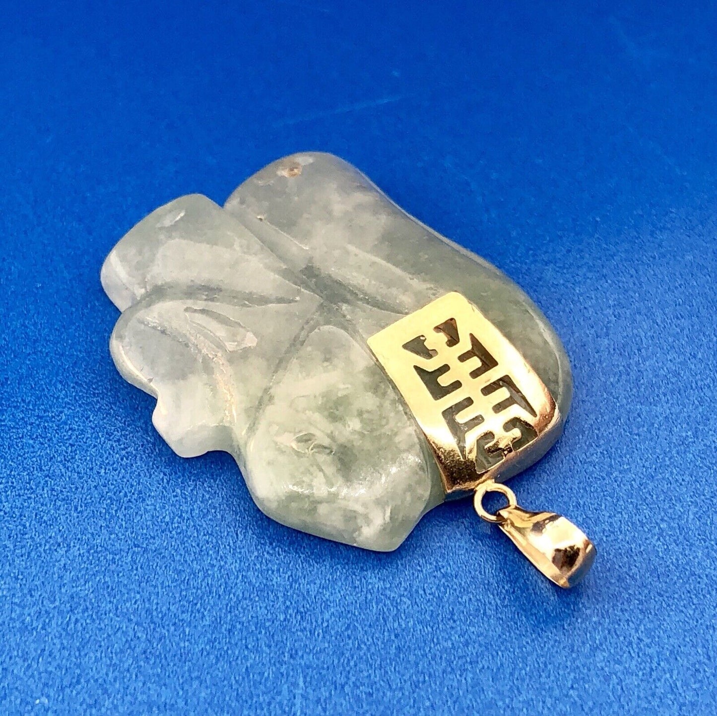 Vintage 14K Yellow Gold Carved Jade Jadeite Elephant Long Life Good Luck Pendant