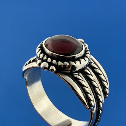 Desiger QT 925 Sterling Silver Oval Red Tourmaline Cabochon Rope Ribbed Ring