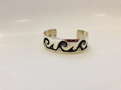 Vintage Native American Sterling Silver Overlay Wave Storyteller Cuff Bracelet