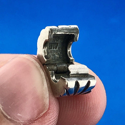 Authentic PANDORA 790210 Sterling Silver 925 Sunburst Retired Clip Charm