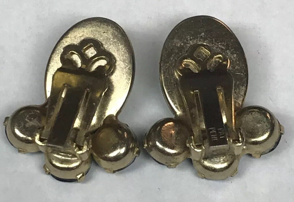 Vintage Gold Tone Opal Glass Rhinestone Crystal Clip On Earrings