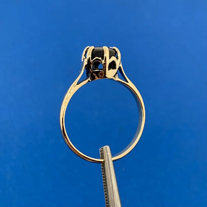 14K Yellow Gold Black Star Sapphire Solitaire Cocktail Ring
