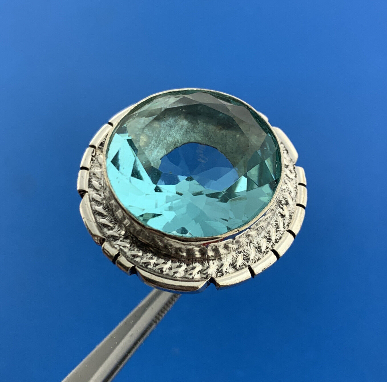 Designer 925 Sterling Silver Blue Cubic Zirconia Solitaire Statement Finger Ring