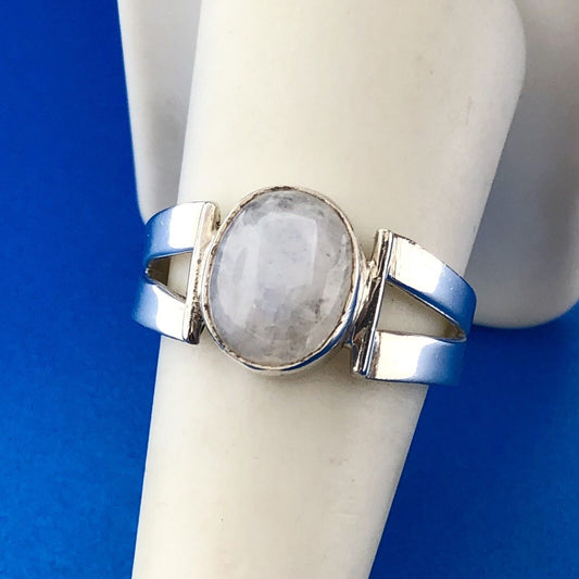 Retro 925 Sterling Silver Oval Moonstone Cabochon Modernist Ring