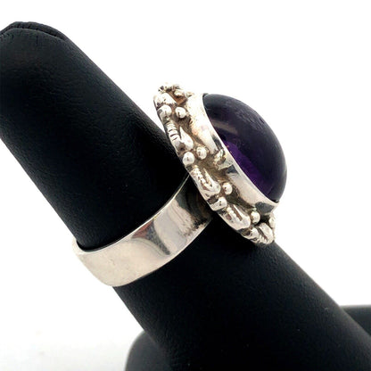 Vintage 925 Sterling Silver Oval Cabochon Amethyst Textured Ring