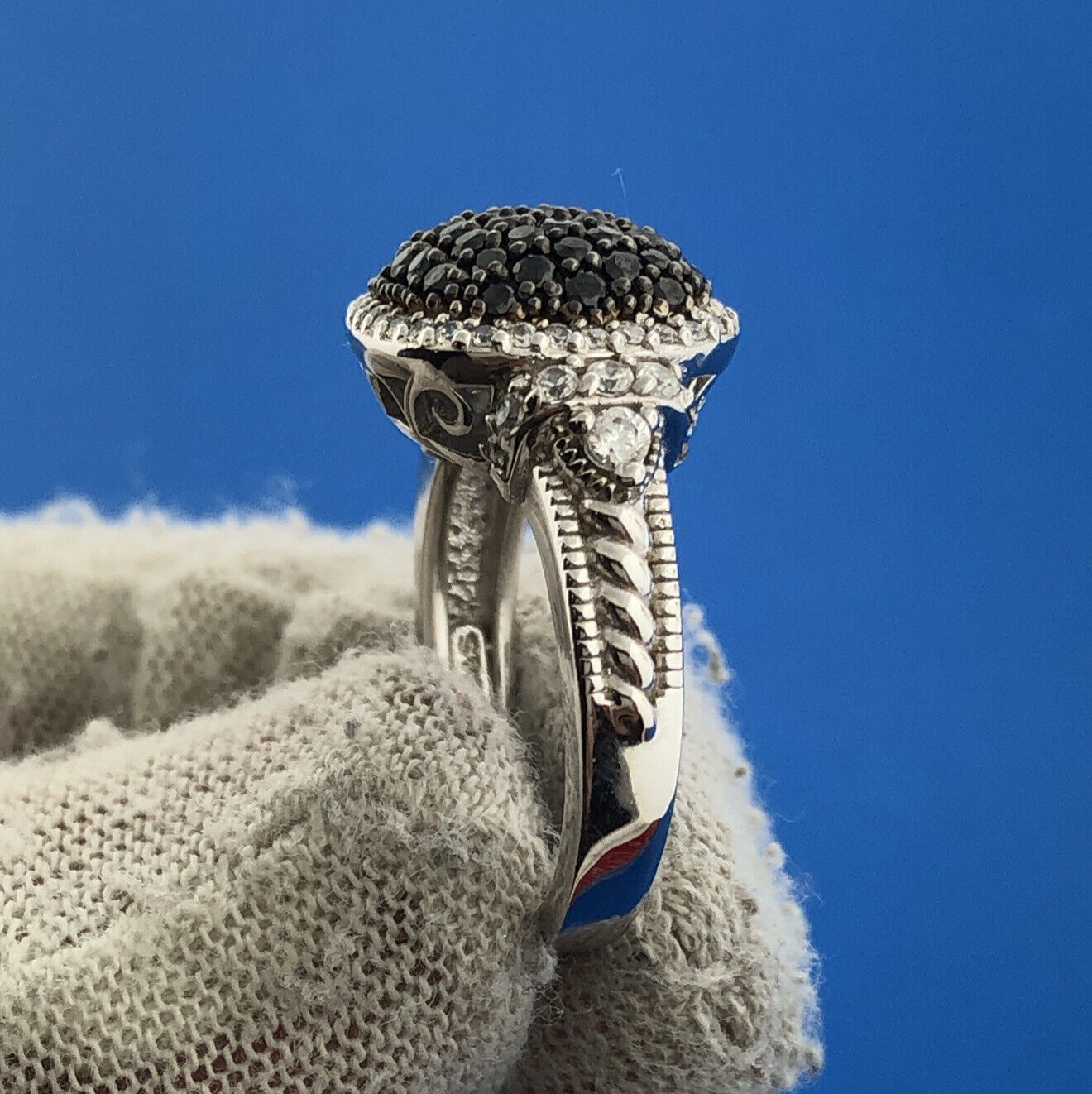 Sterling Silver .925 Black & White Cubic Zirconia Statement Size 5 Cocktail Ring