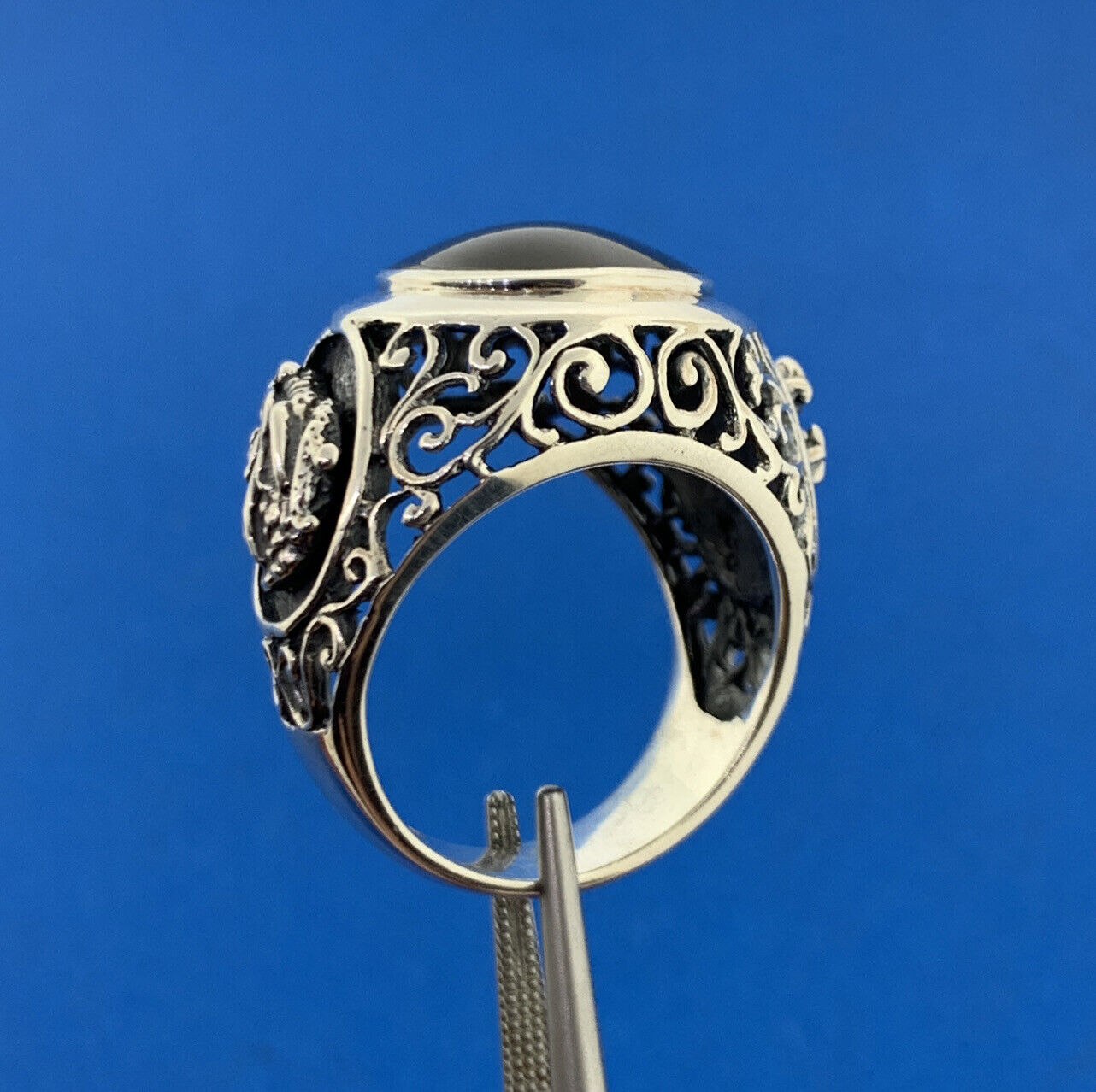 Stunning Sterling Silver 925 Oval Cabochon Onyx Openwork Dragon Ring Size 10