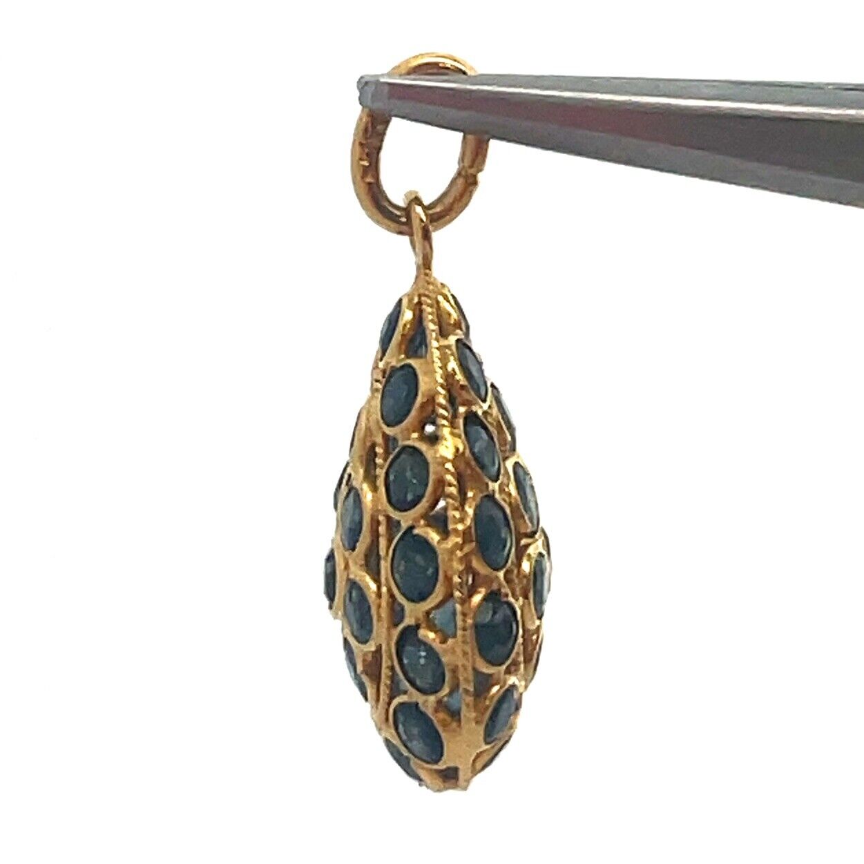 Vintage 18K Yellow Gold Blue Sapphire Pear Shaped Drop Pendant
