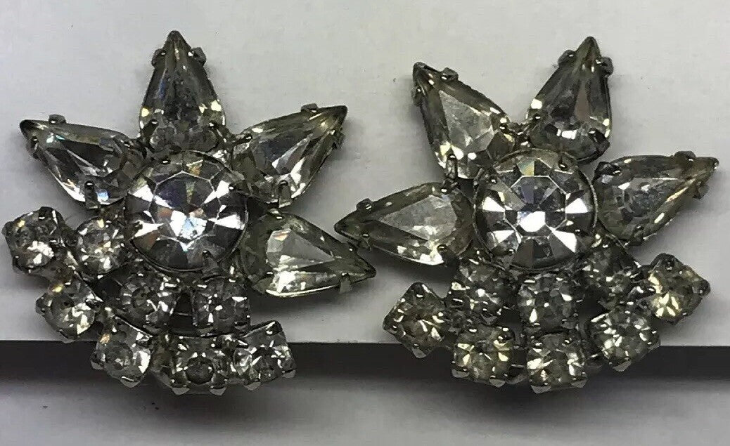 Vintage Art Deco Crystal Rhinestone Flower Cluster Bridal Cocktail Clip Earrings