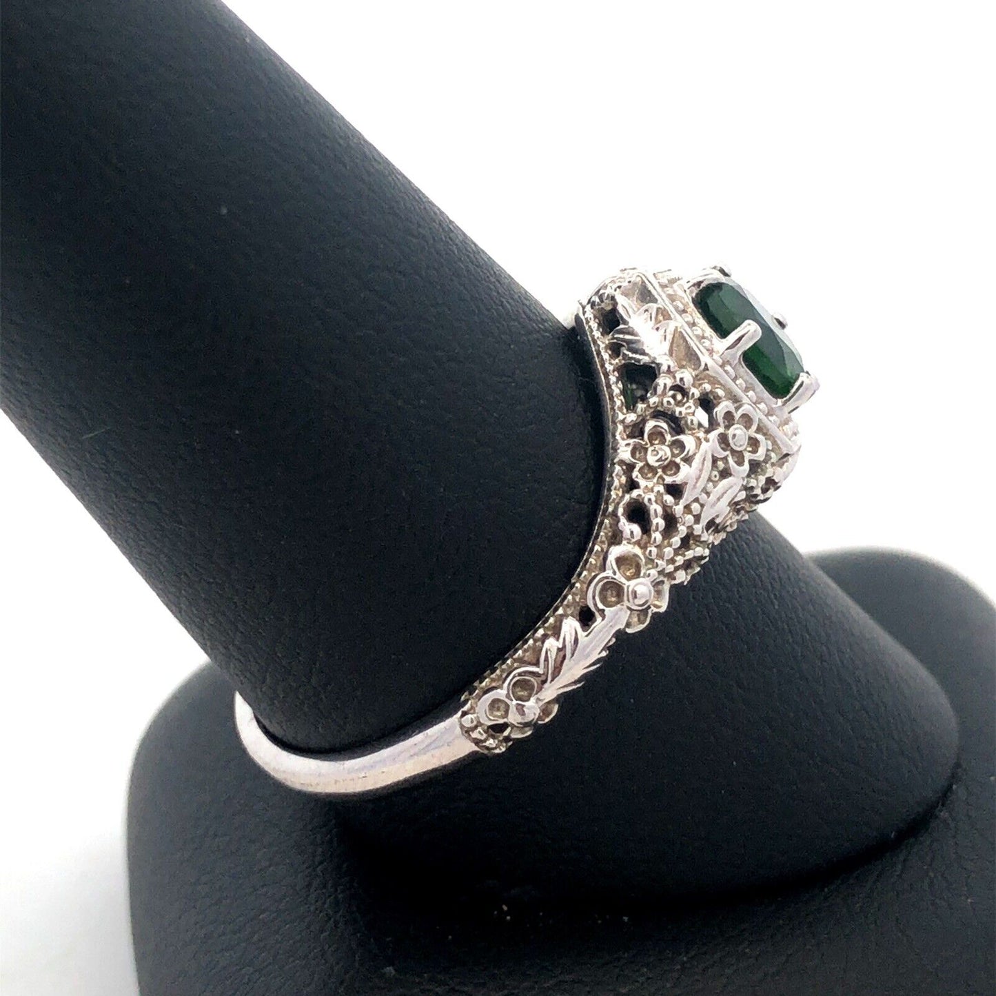 Designer BBJ 925 Sterling Silver Round Green Tourmaline Filigree Solitaire Ring