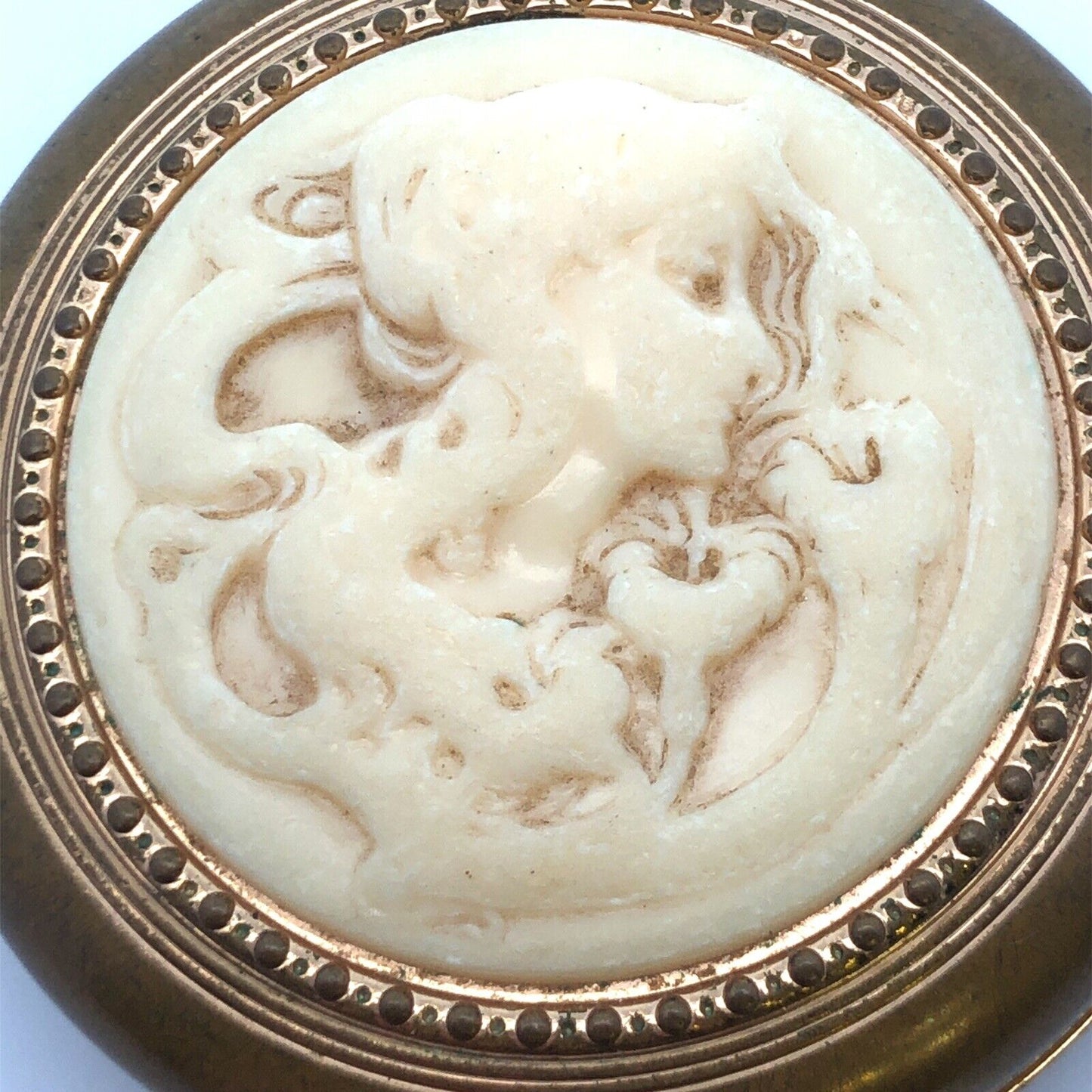 Vintage Estee Lauder Gold Tone Guilloche Carved Cameo Mirror Compact