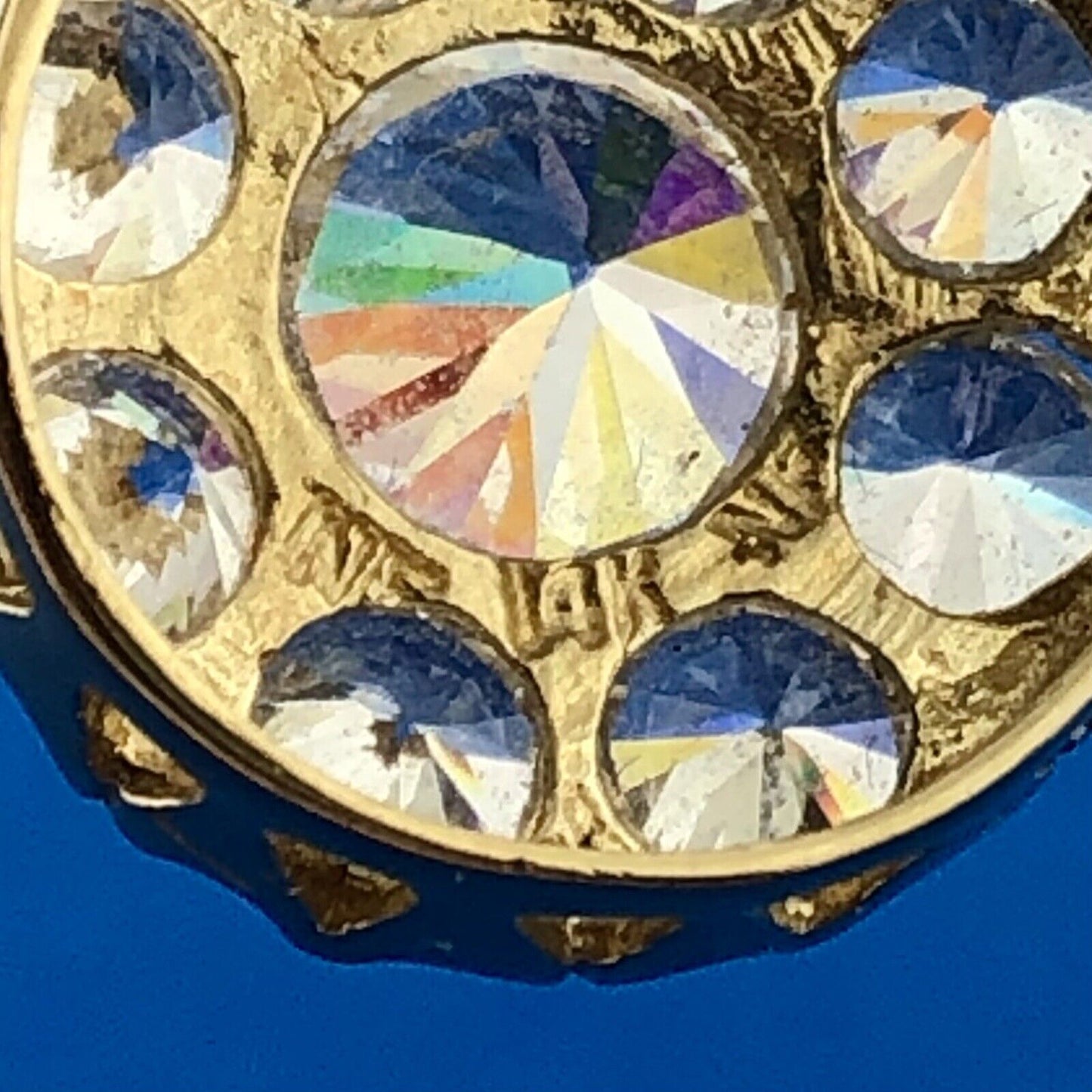 Gorgeous 14k Yellow Gold Round Cut Cubic Zirconia CZ Circle Cluster Pendant