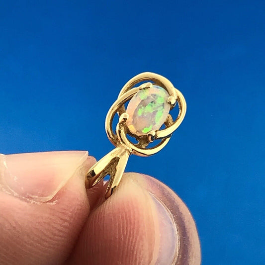 Retro 14K Yellow Gold Oval Opal Cabochon October Anniversary Charm Pendant