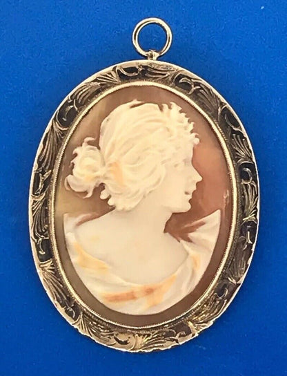 Victorian 10K Yellow Gold Oval Carved Cameo Floral Scroll Brooch Pendant