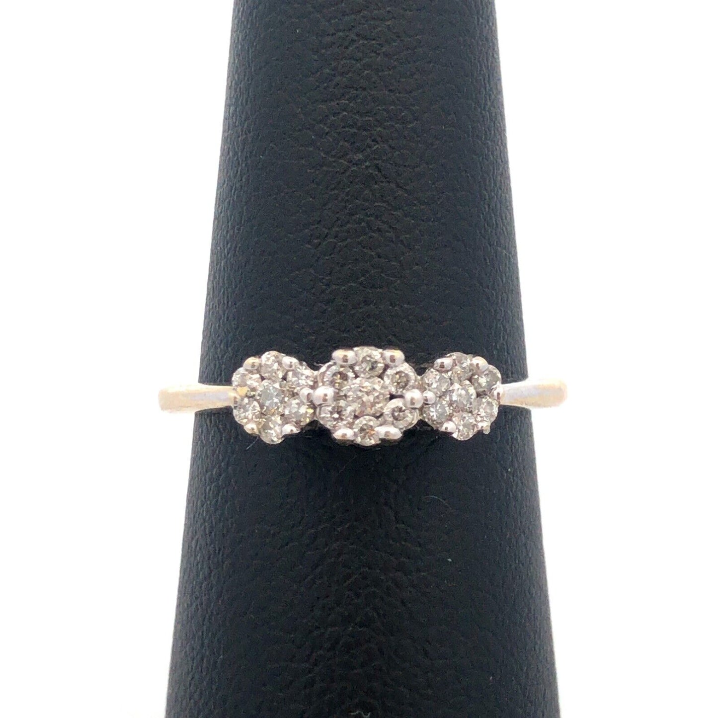 Designer 14k White Gold Flower Trio Past Present Future Diamond Cluster Ring