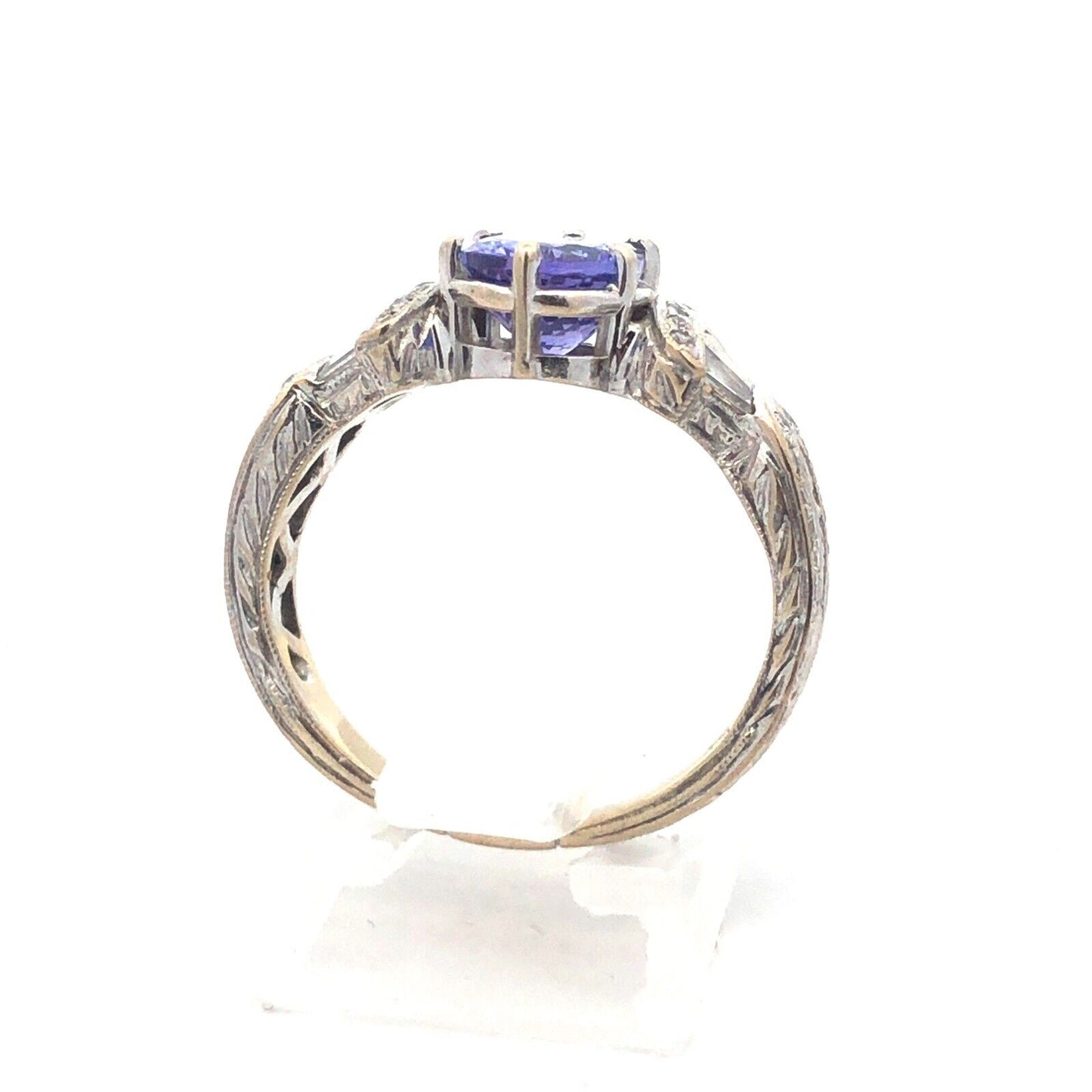 Designer 18K White Gold Oval Tanzanite Solitaire Diamond Accent Cocktail Ring