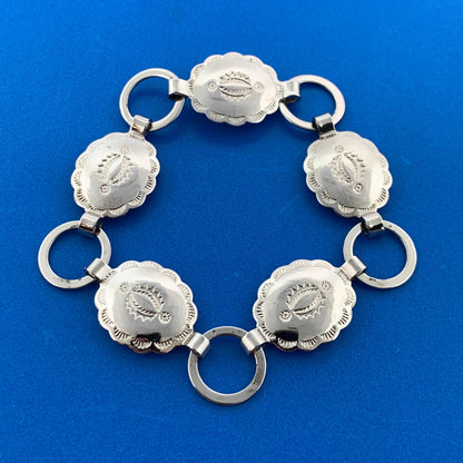 Stunning Silver Toned Metal Etched Oval Panel Circle Link 7" Chain Bracelet