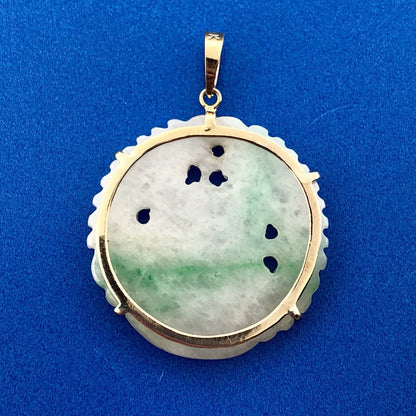Vintage 18K Yellow Gold Carved White Green Jade Jadeite Oriental Disc Pendant