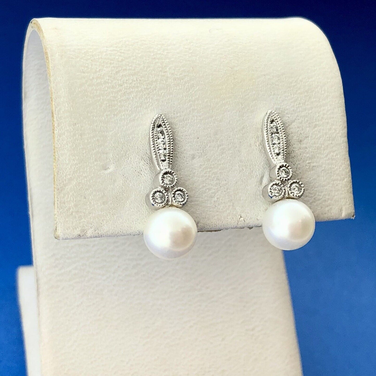 Designer 10K White Gold Pearl Diamond Accent Bridal June Anniversary Earrings