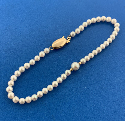 Vintage 14K Yellow Gold Hand Knotted Pearl June Anniversary Bridal Bracelet