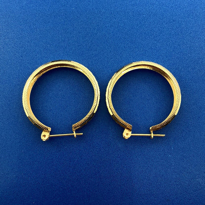 Elegant Designer 14K Yellow Gold Diamond Cut Textured Hoop Earrings