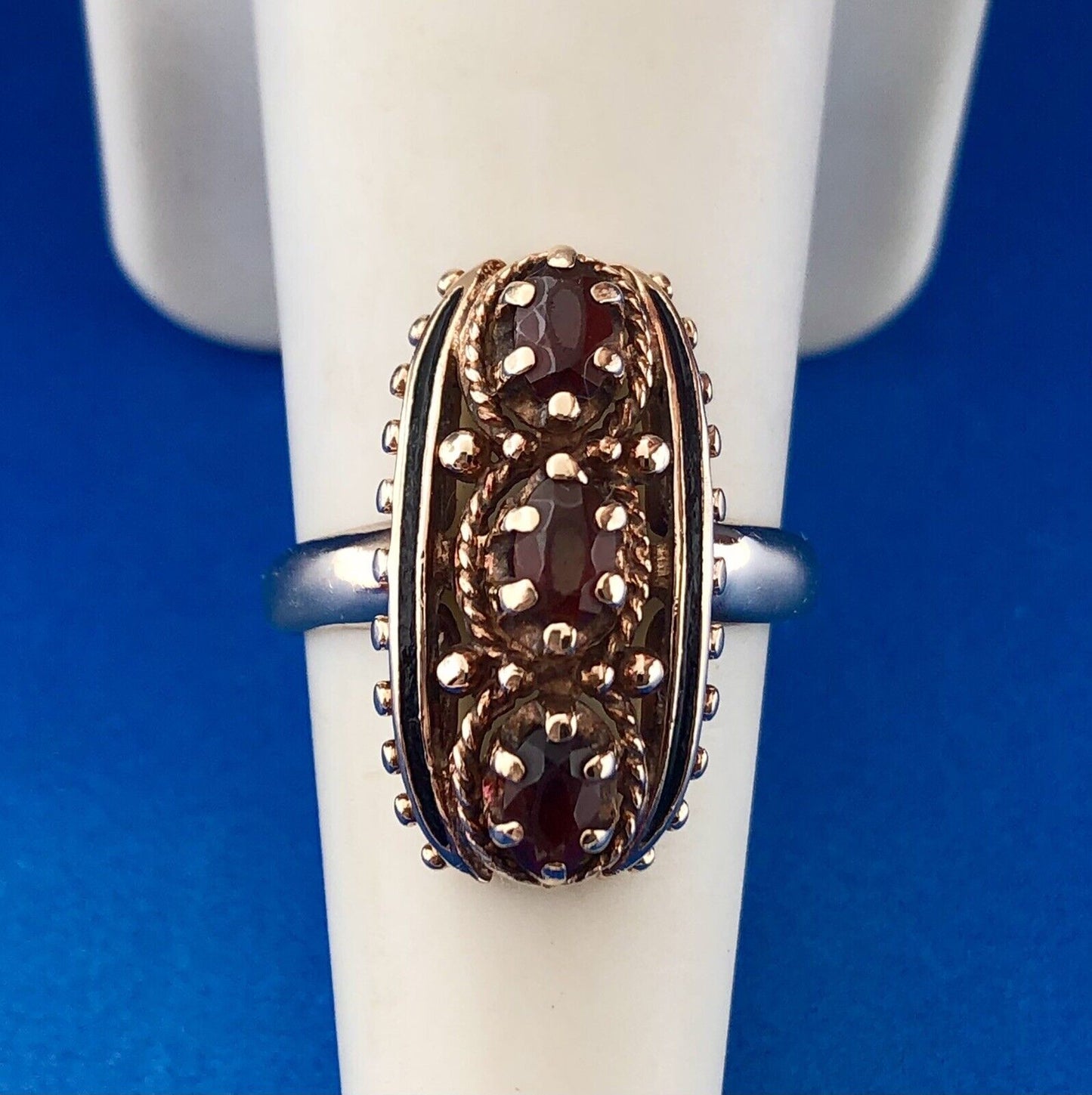 Art Deco Art Nouveau 10K Yellow Gold Oval Garnet January Anniversary Finger Ring