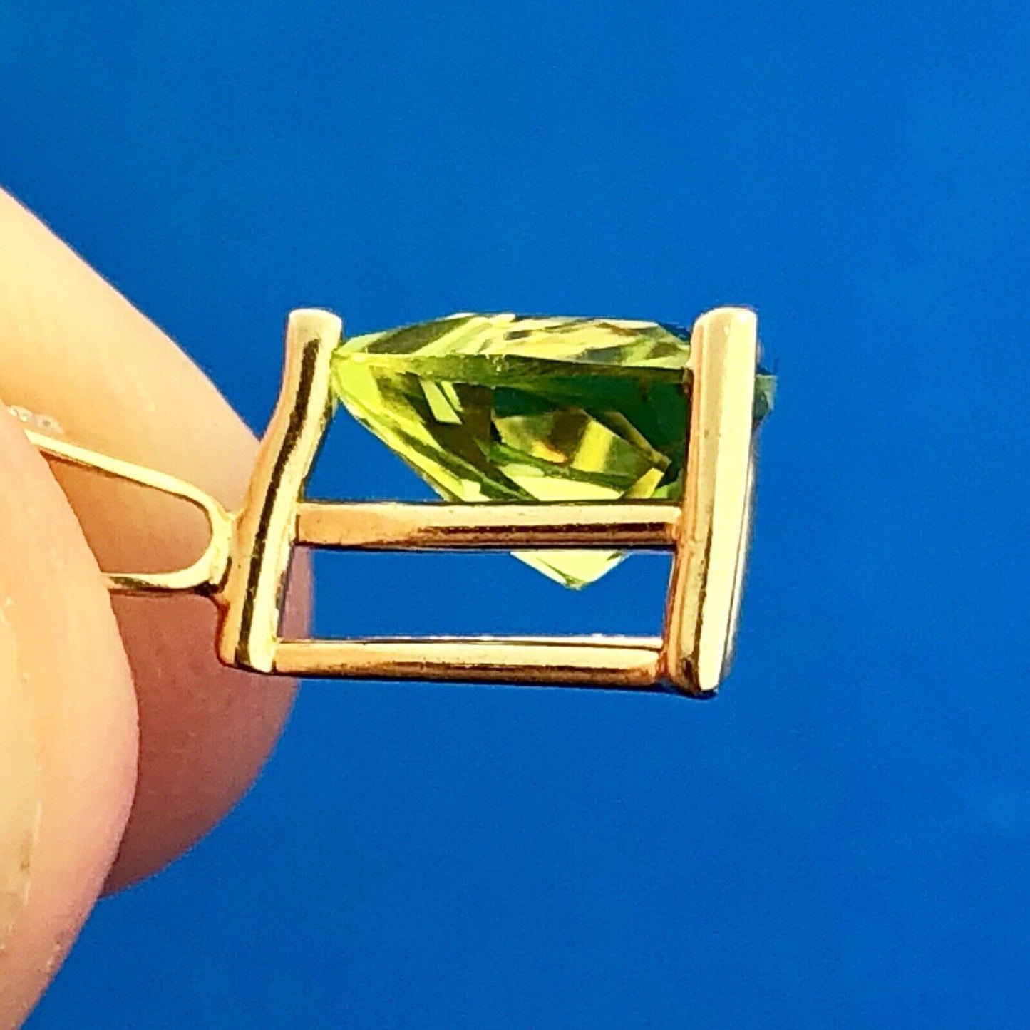 Modern 10K Yellow Gold Peridot Diamond Trapezoid August Birthstone Pendant