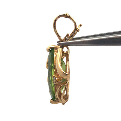 Vintage 14K Yellow Gold Marquise Peridot Round Diamond Accent Modernist Pendant