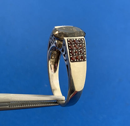 Designer 925 Sterling Silver Oval Quartz Garnet Accented Cocktail Ring